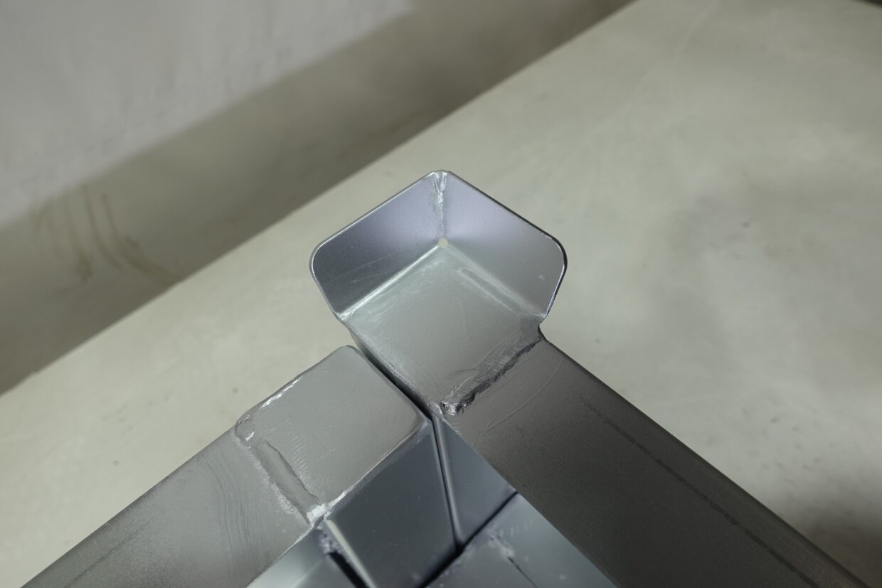 段積み可能な形状