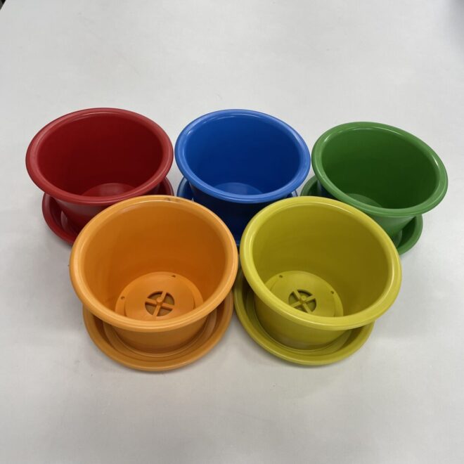 リサイクルされたプランター