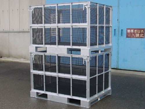 収穫コンテナ積み重ね