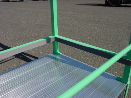 パレットボックス