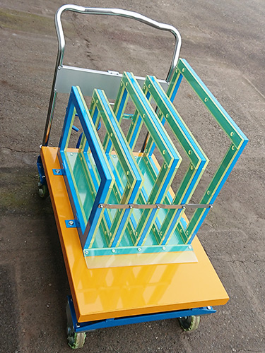 サイドカッター用収納ラック