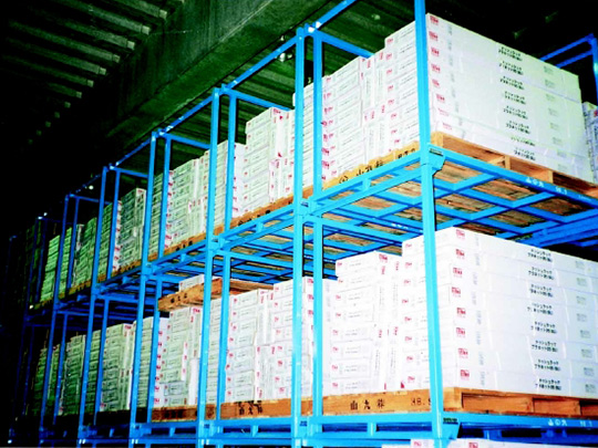 システマー（ネスティングできるラック）設置例